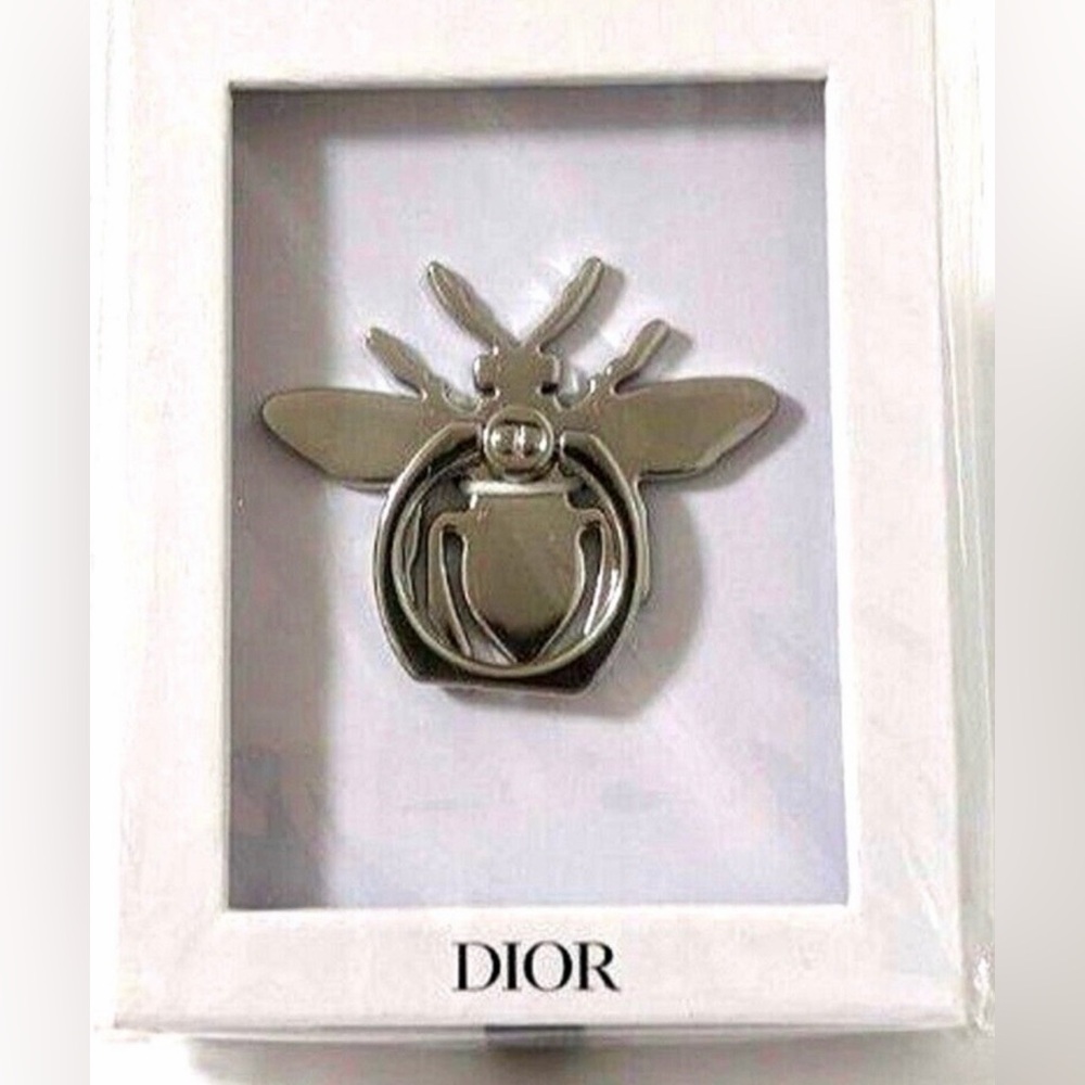 🐝 NIB/NIP DIOR Silver Bee Smartphone Ring Stand 1.8 x 2 inches 🐝 - Picture 4 of 10